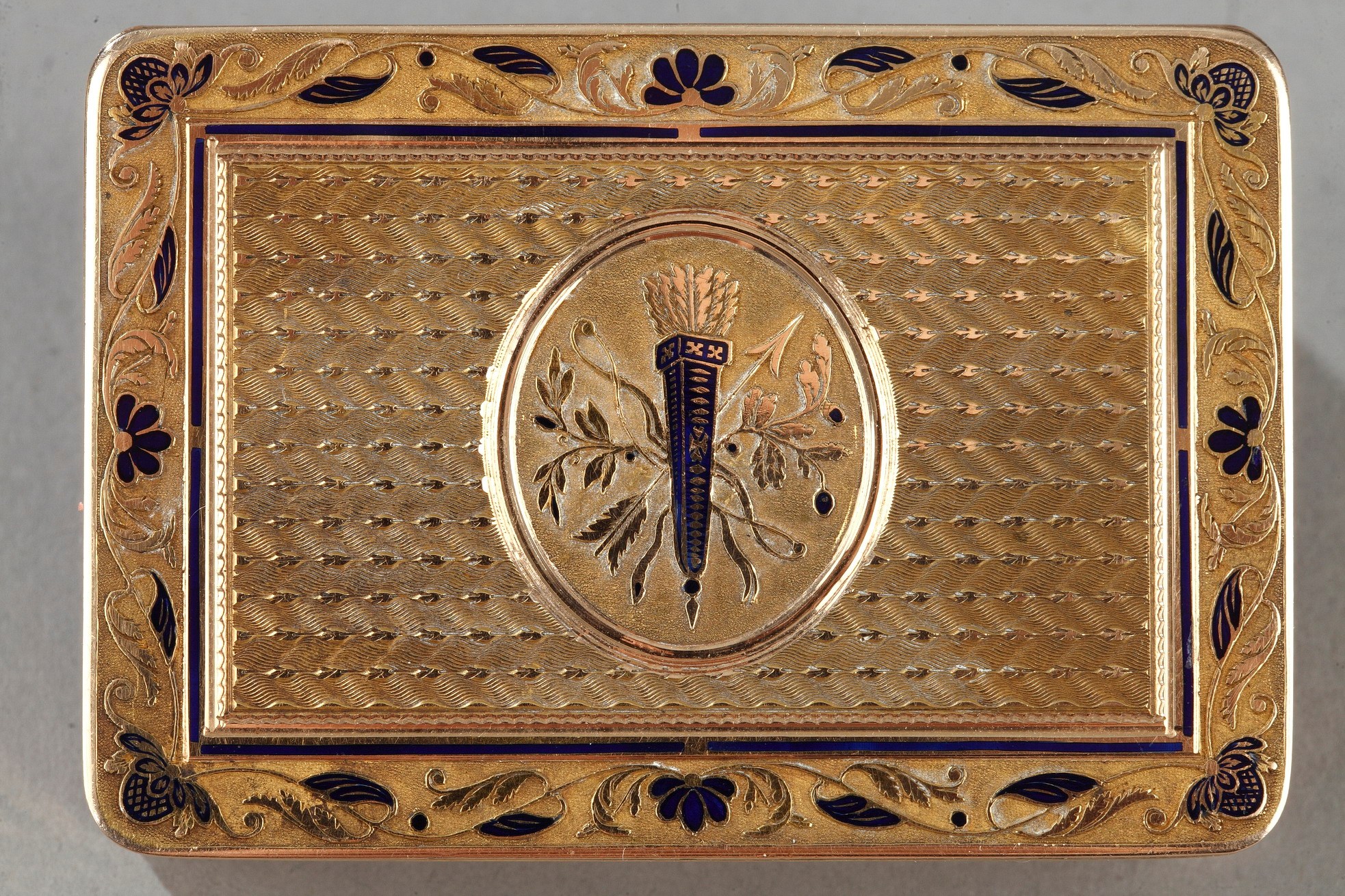 Gold snuffbox and music box by Georges Remond et Compagnie